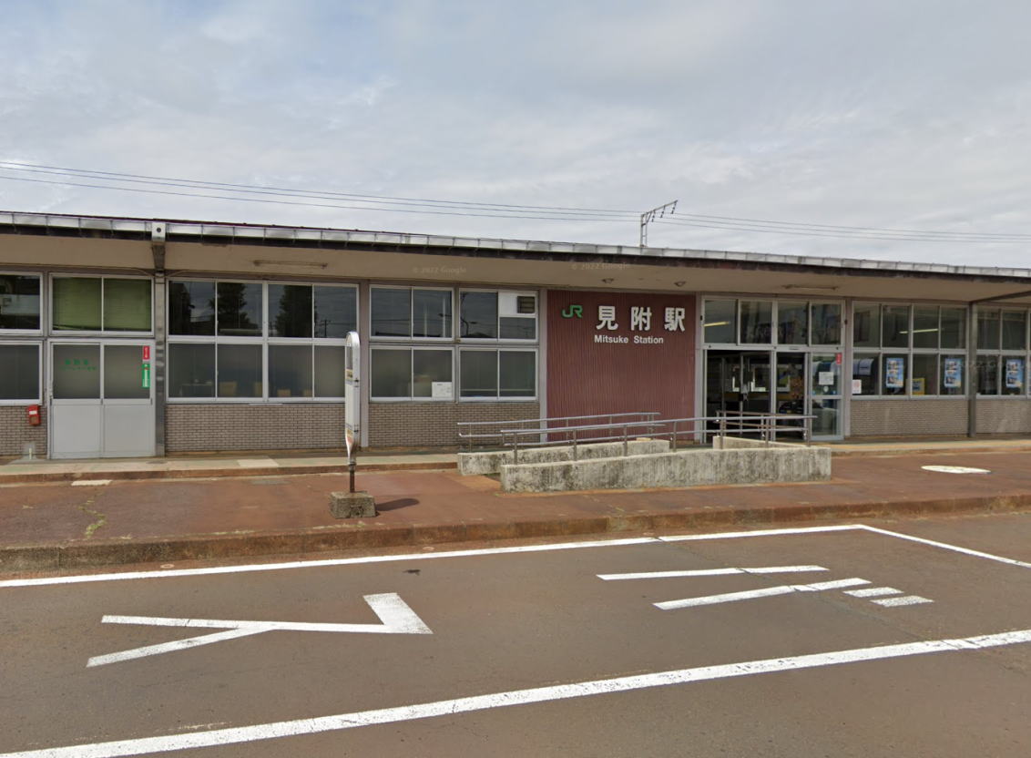 信越本線「見附駅」